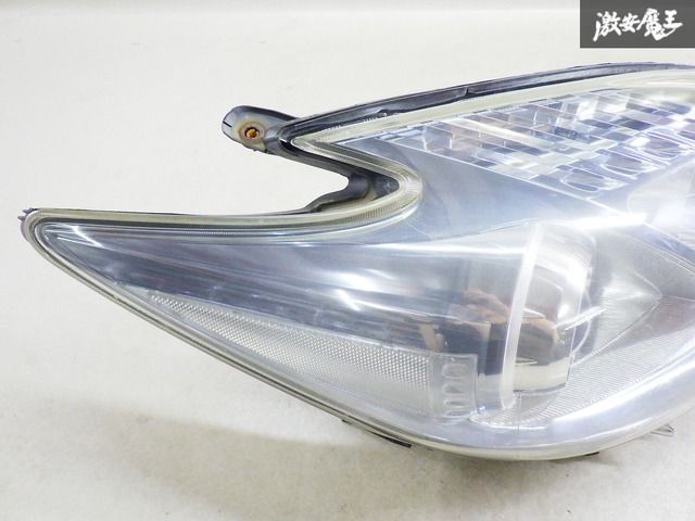 破損なし！】トヨタ純正 ZVW30 プリウス 前期 ヘッドライト