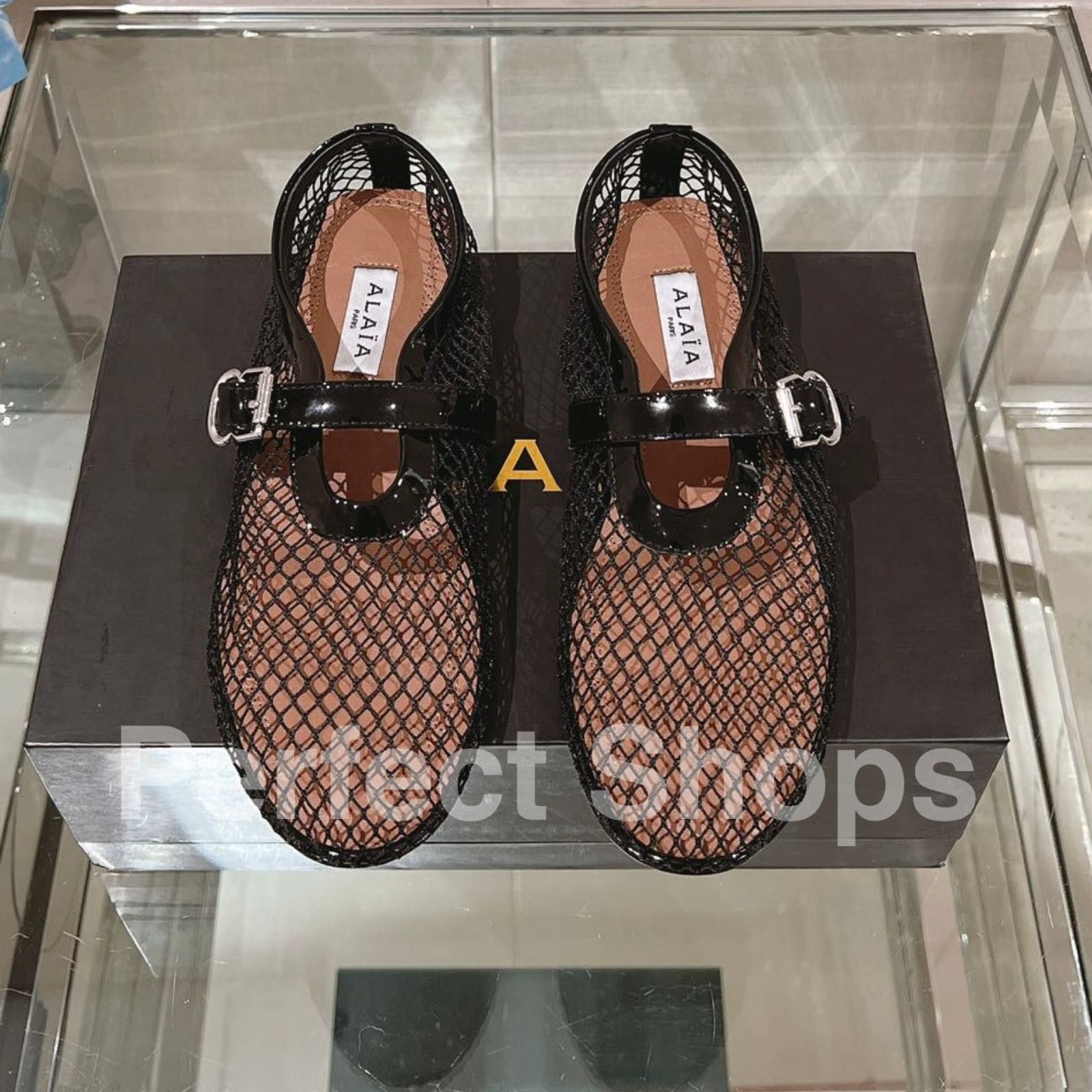 超人気 ALAIA アライア ファッション レディース 靴 パンプス  フラットシューズ バレエシューズ   ブラック