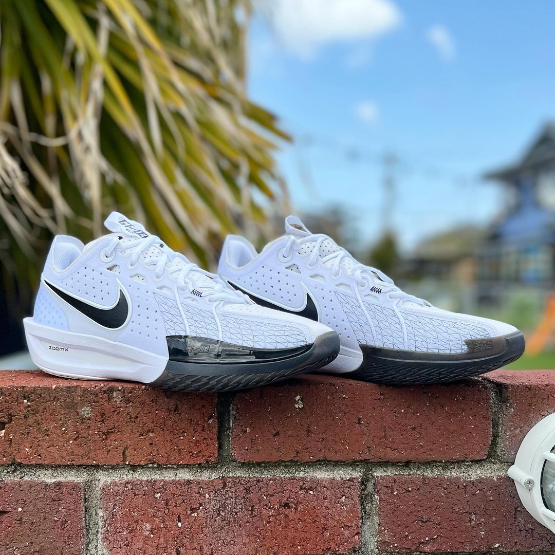 NIKE AIR ZOOM G.T. CUT 3 ナイキ エア ズーム GT カット 3 【MEN'S