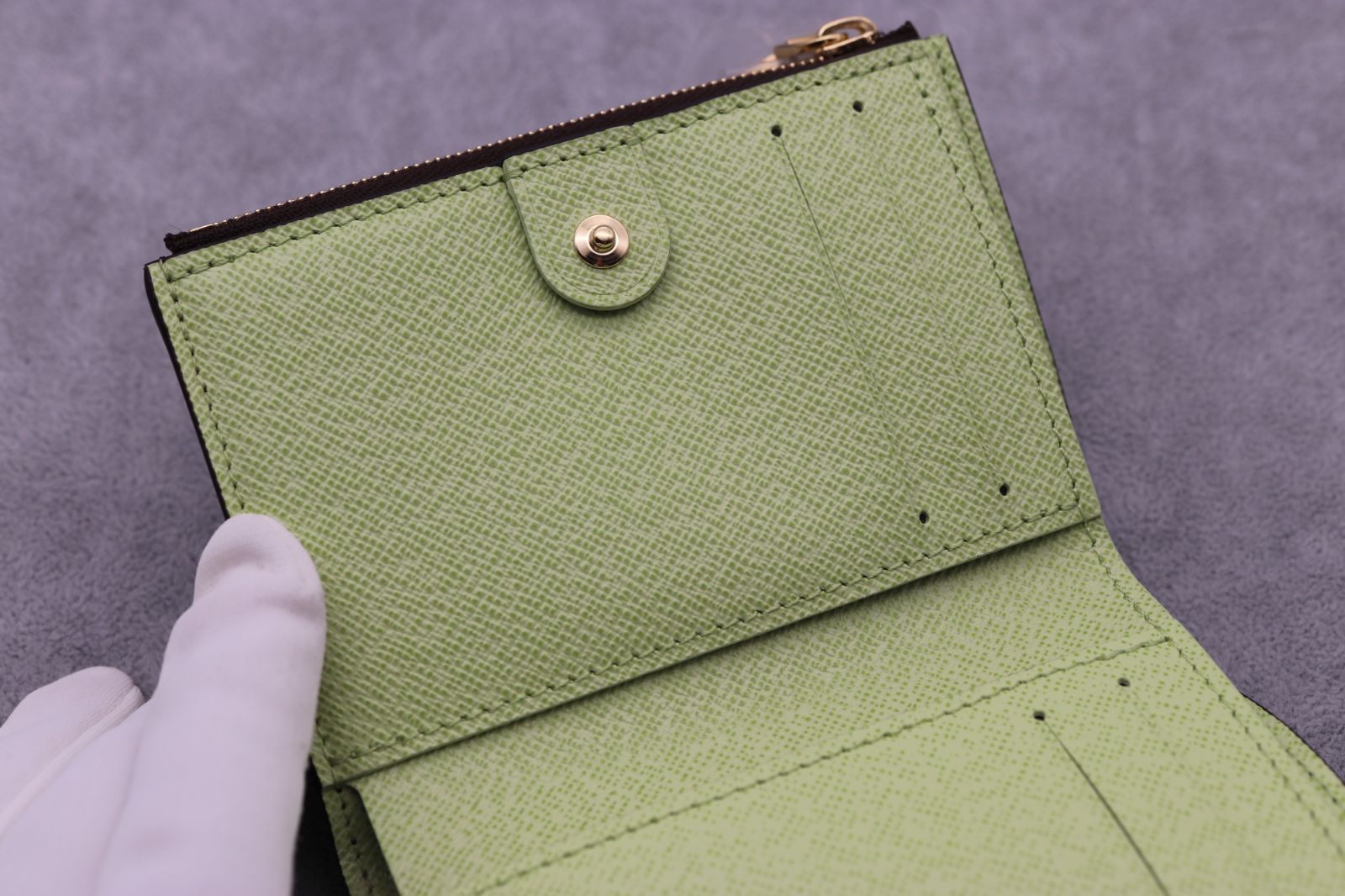 未使用品 Louis Vuitton ルイ ヴィトン モノグラム ポルトフォイユ