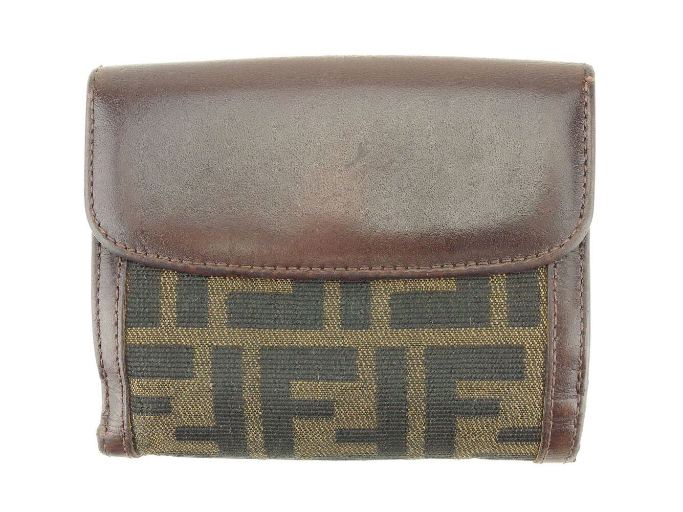 FENDI フェンディ ズッカ 二つ折り財布 ブラウン レディース ブランド 楽天市場】フェンディ FENDI 二つ折り財布 ズッカ ブラウン