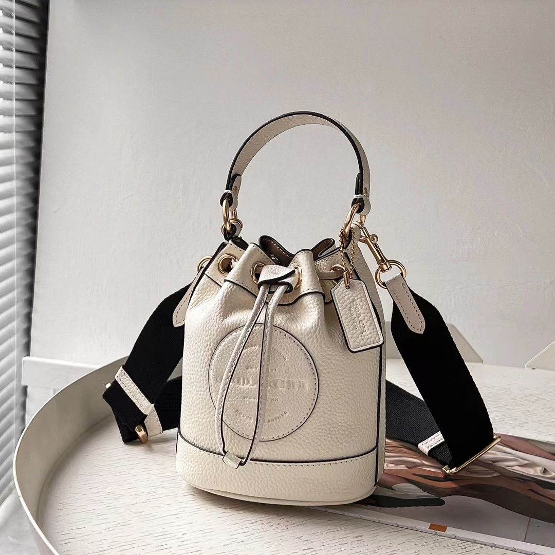 コーチ COACH ショルダーバッグ ハンドバッグバケツバッグ 2 WAY 白 