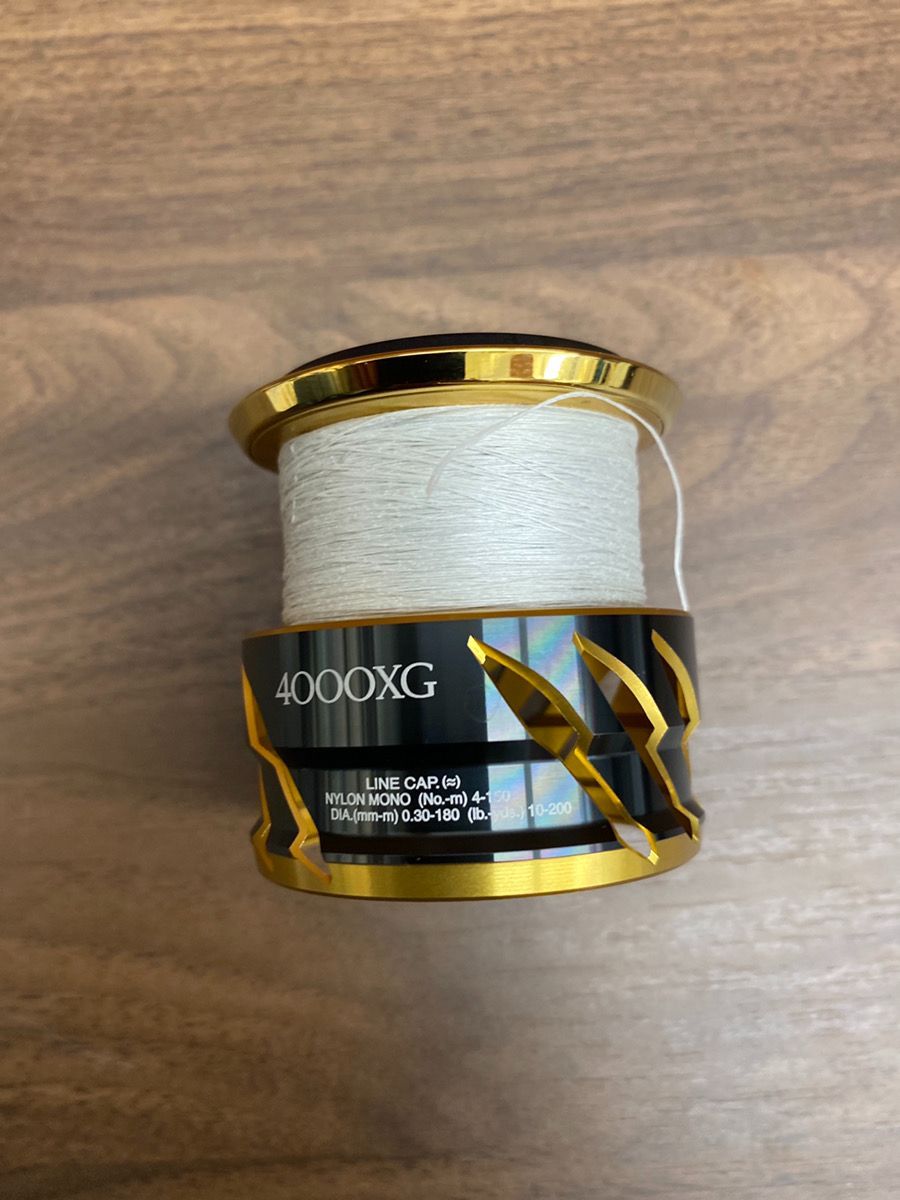 シマノ 20 ツインパワー4000MHG SHIMANO TWIN POWER 4000MHG 20 ツイン