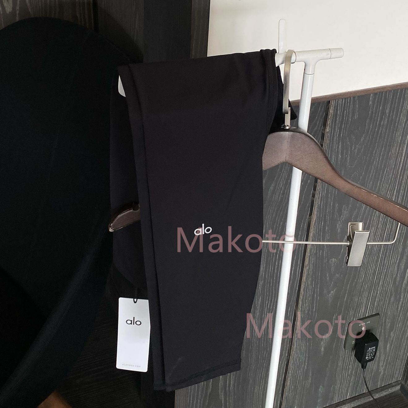 【Alo Yoga/アローヨガ】レギンス ※新品未使用 新品未使用】alo yoga アローヨガ レギンス 6色展開 高品質 ヨガ