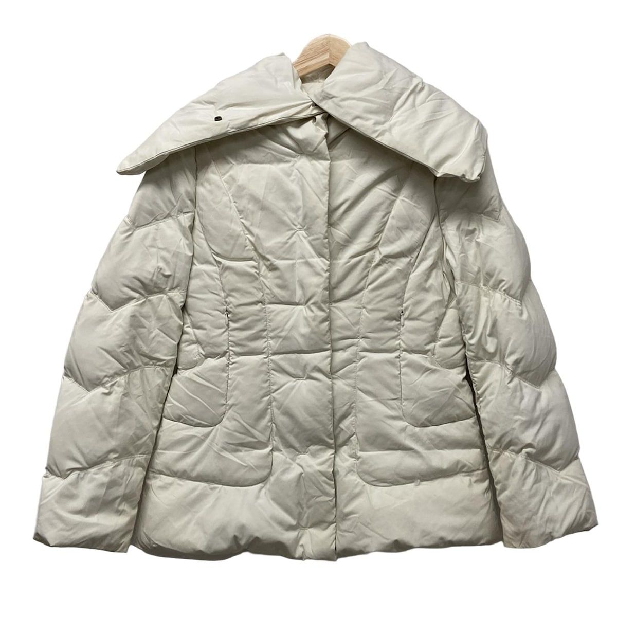 Max Mara　白いブルゾン Max Mara 白いブルゾン