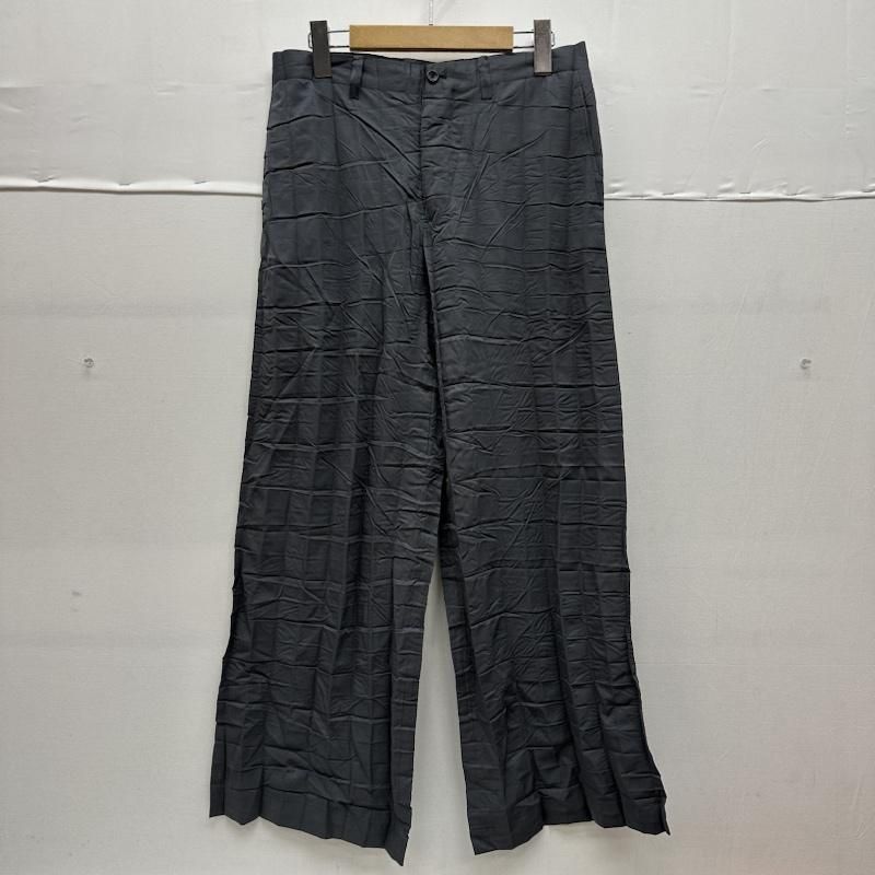 PLEATS PLEASE