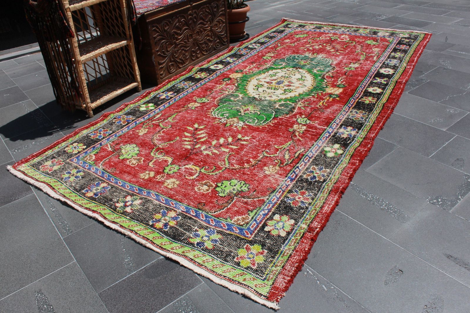 カイセリ製トルコ絨毯 手織り ラグ（素材：ウールサイズ：149 x 317 cm）