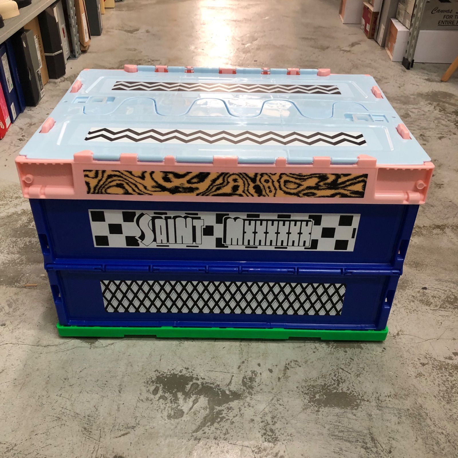 【新作】セントマイケル コンテナボックス セント マイケルから初の折り畳み式ボックス登場、“ポストモダン”から