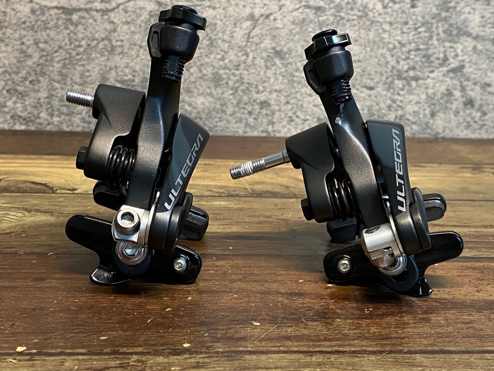 ブレーキキャリパー