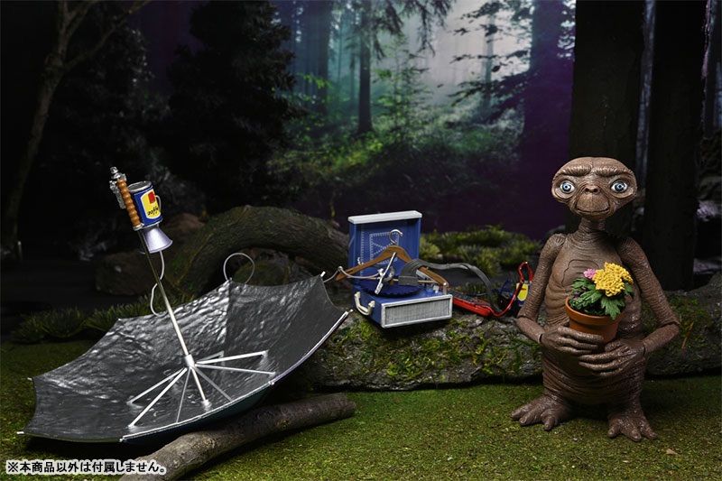 E.T. イーティー/ E.T. LED チェスト 40th アニバーサリー E.T. イーティー/ E.T. LED チェスト 40th アニバーサリー - メルカリ
