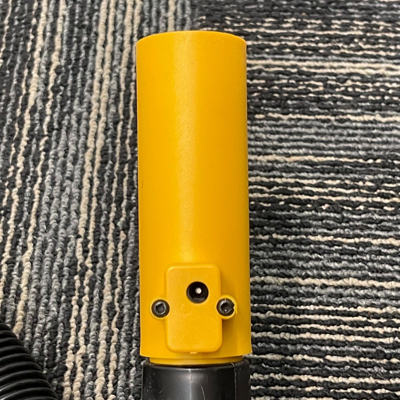 フロービー 掃除機吸引式電動バリカン