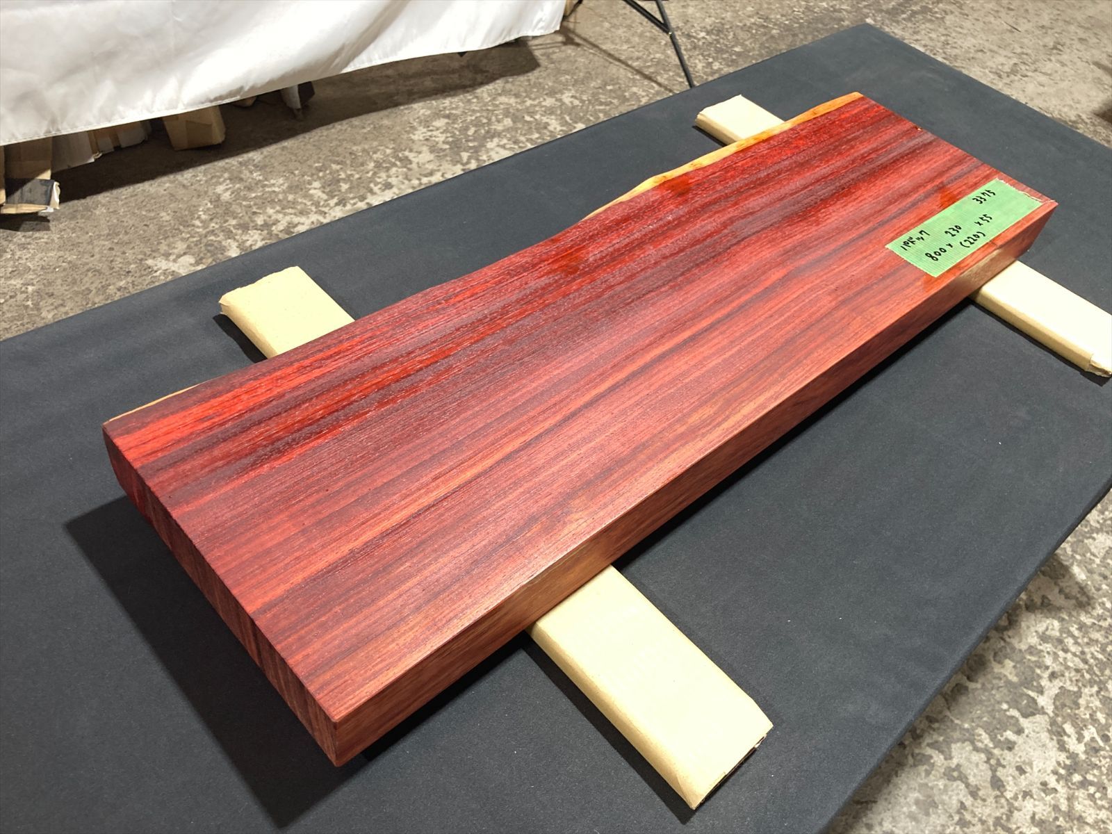 パドック3375 一枚板無垢 乾燥材 片耳 800x230x55mm カウンター 棚