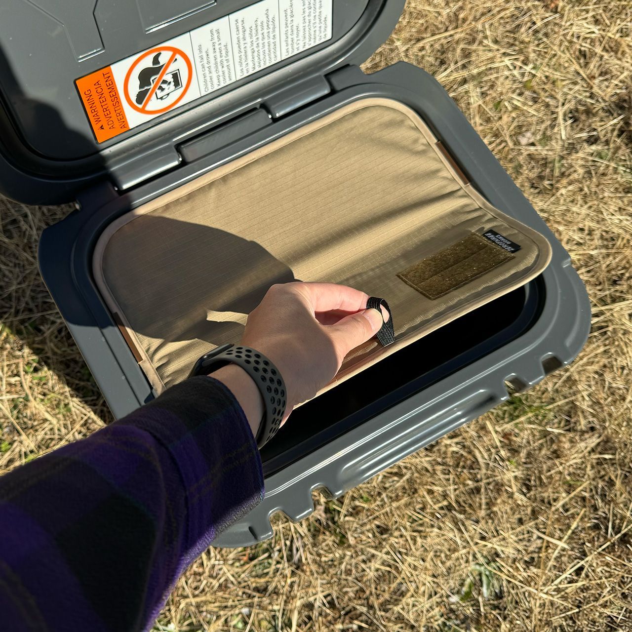 すけー　日本未発売ベルト付き　YETI GOBOX TAN スケルトンパーツボックスミニ DENSAN(デンサン/ジェフコム