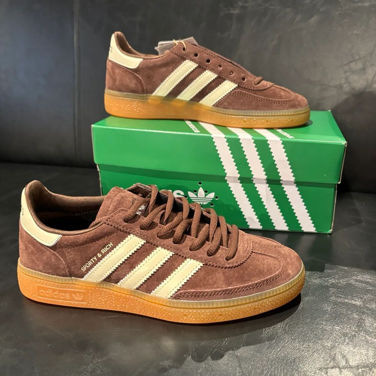 人気商品・新品未使用】adidas Handball Spezial アディダス 