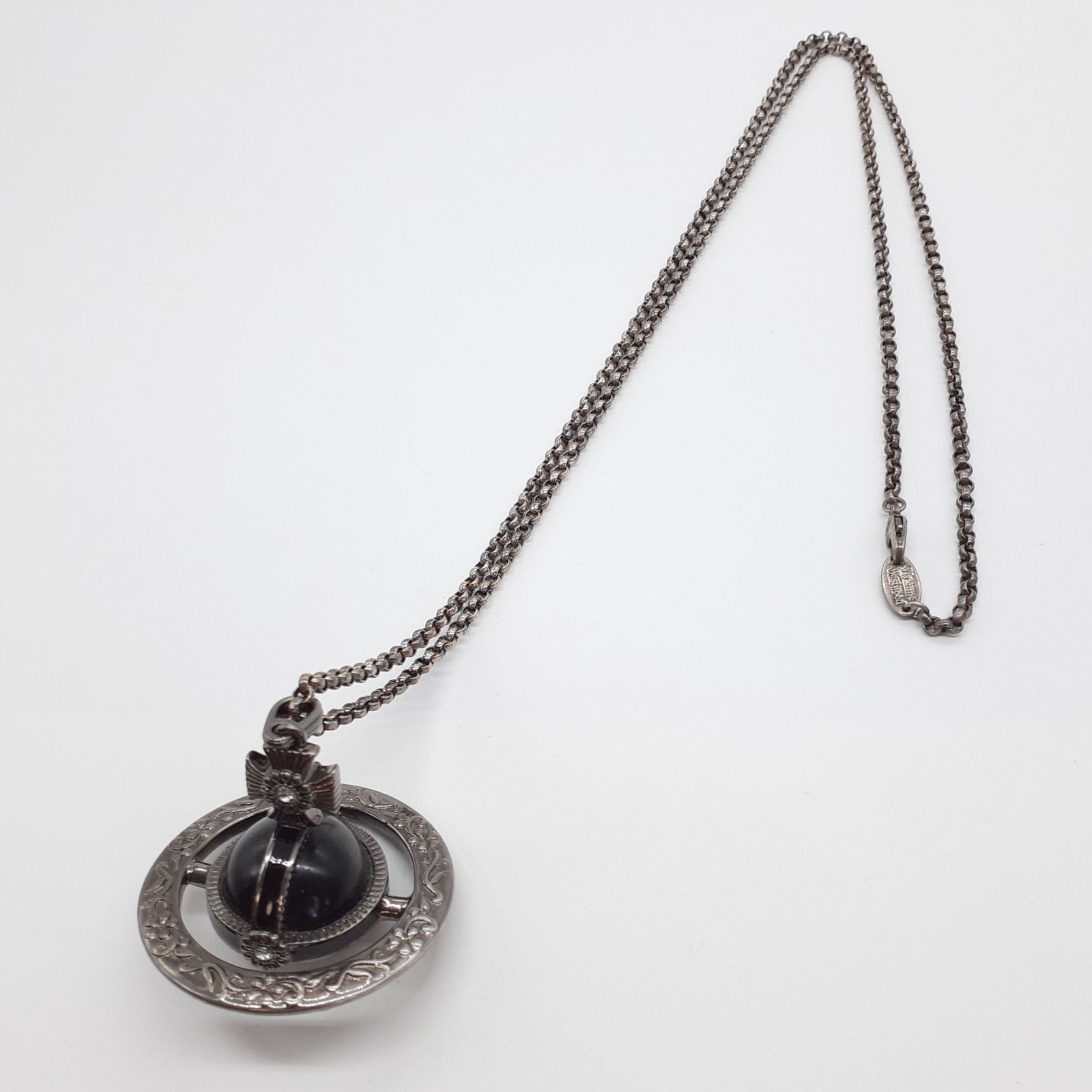 Vivienne Westwood｜オーナメンタルオーブネックレス　ブラック Vivienne Westwood オーナメンタルオーブネックレス ブラック
