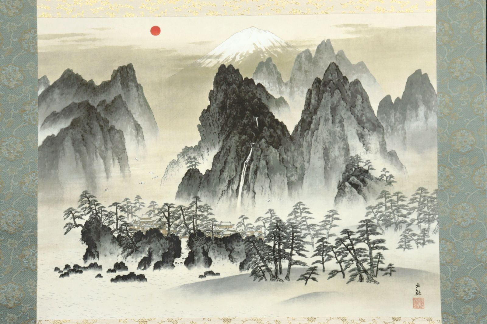 横山大観 「蓬莱神山」ピエゾグラフ掛軸 共箱 唐物 骨董 古美術 楾