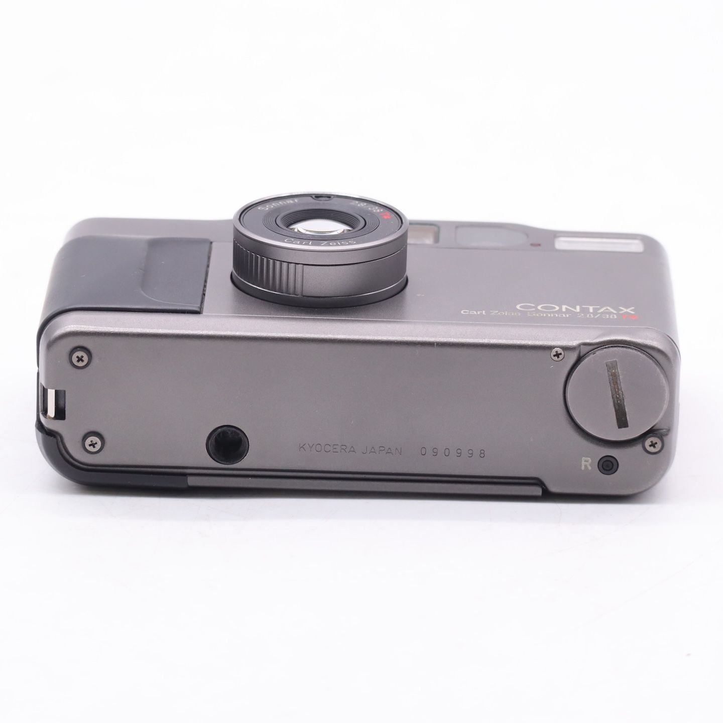 （美品　動作確認）フィルムカメラ　CONTAX　T2　チタンブラック 価格も性能もまさに一眼レフキラー！ コンタックス T2 チタン