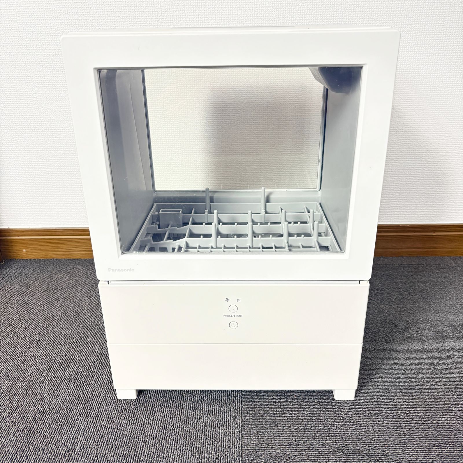 高年式| Panasonic SOLOTA 食器洗い乾燥機 NP-TML1-W 2025年製 ホワイト