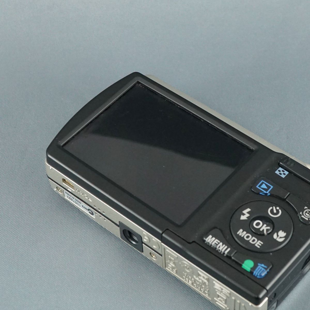 PENTAX Optio E80 デジタルカメラ 乾電池式 PENTAX Optio E80 デジタル