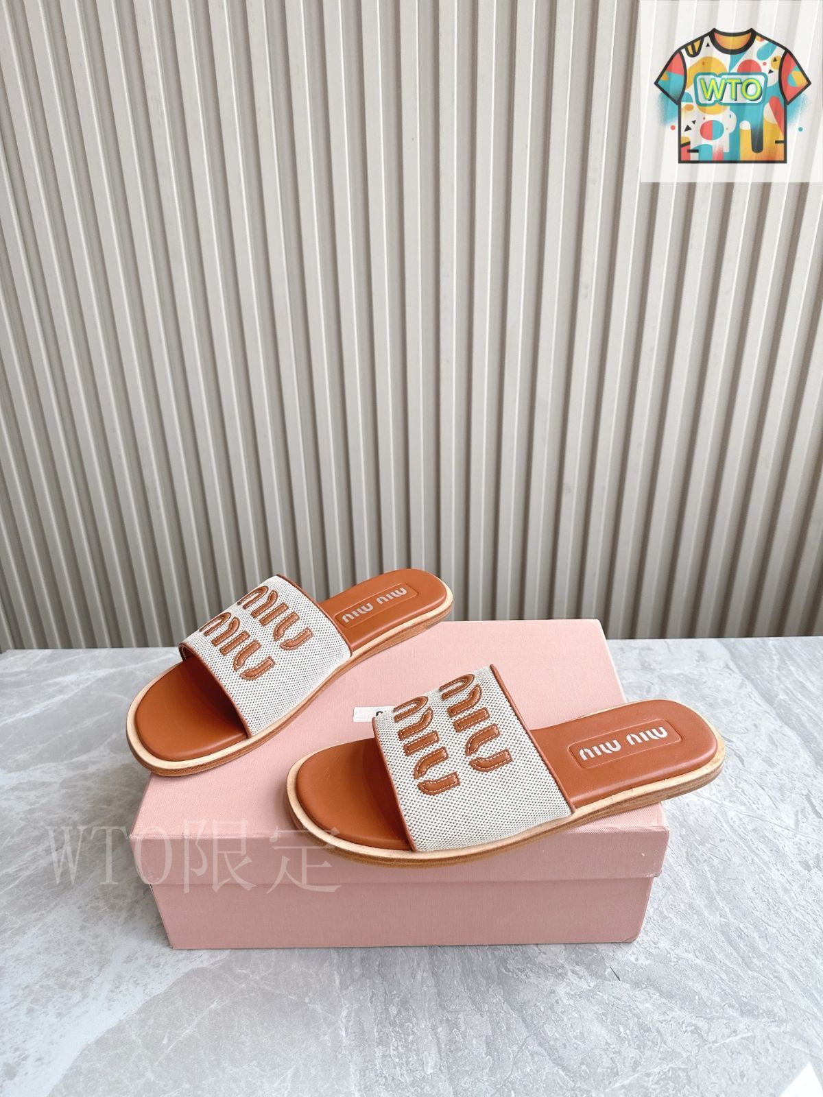 超美品　ミュウミュウ　サンダル　スリッパ　サイズ40(26cm) 楽天市場】MIUMIU ミュウミュウ サンダル 5XX644 Q1D レディース