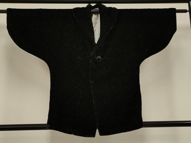 平和屋着物＃和装コート ベロア 霞文 黒地 逸品 CAAT5701id