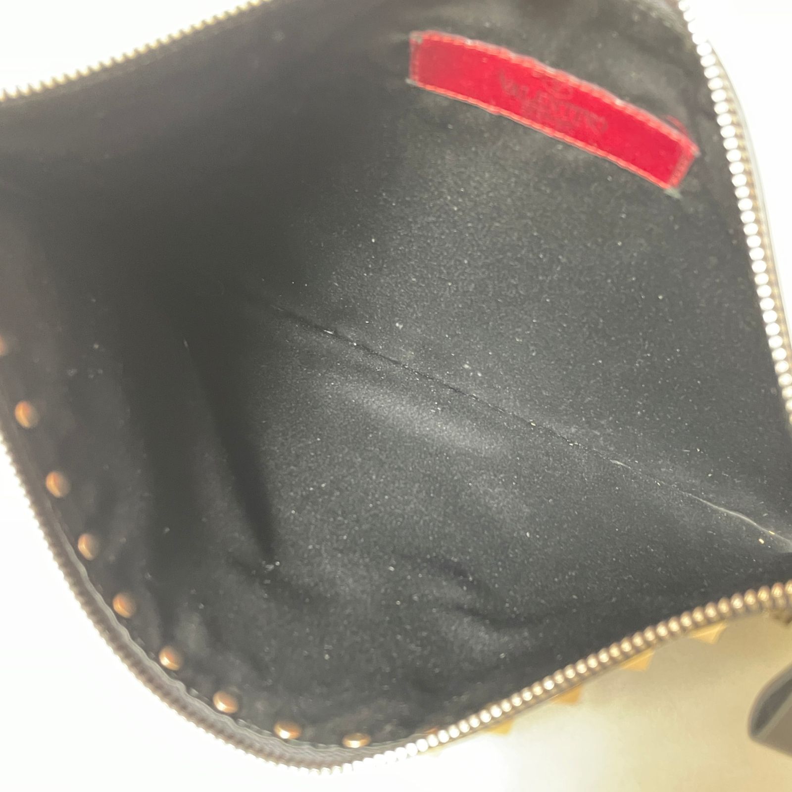 2510-104｜美品｜ヴァレンティノ クラッチバッグ ブラック スタッズ