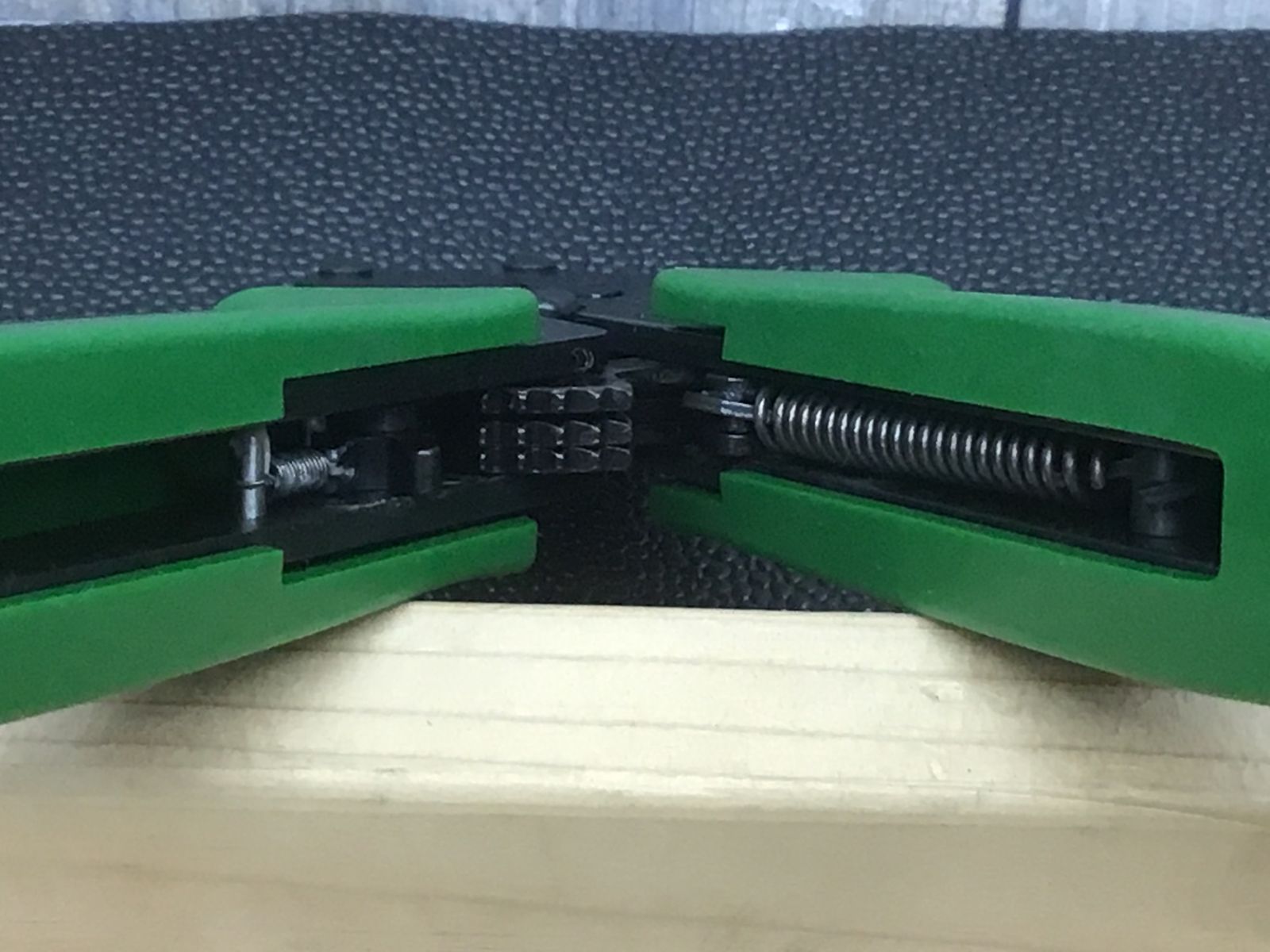 フェルール用圧着工具
