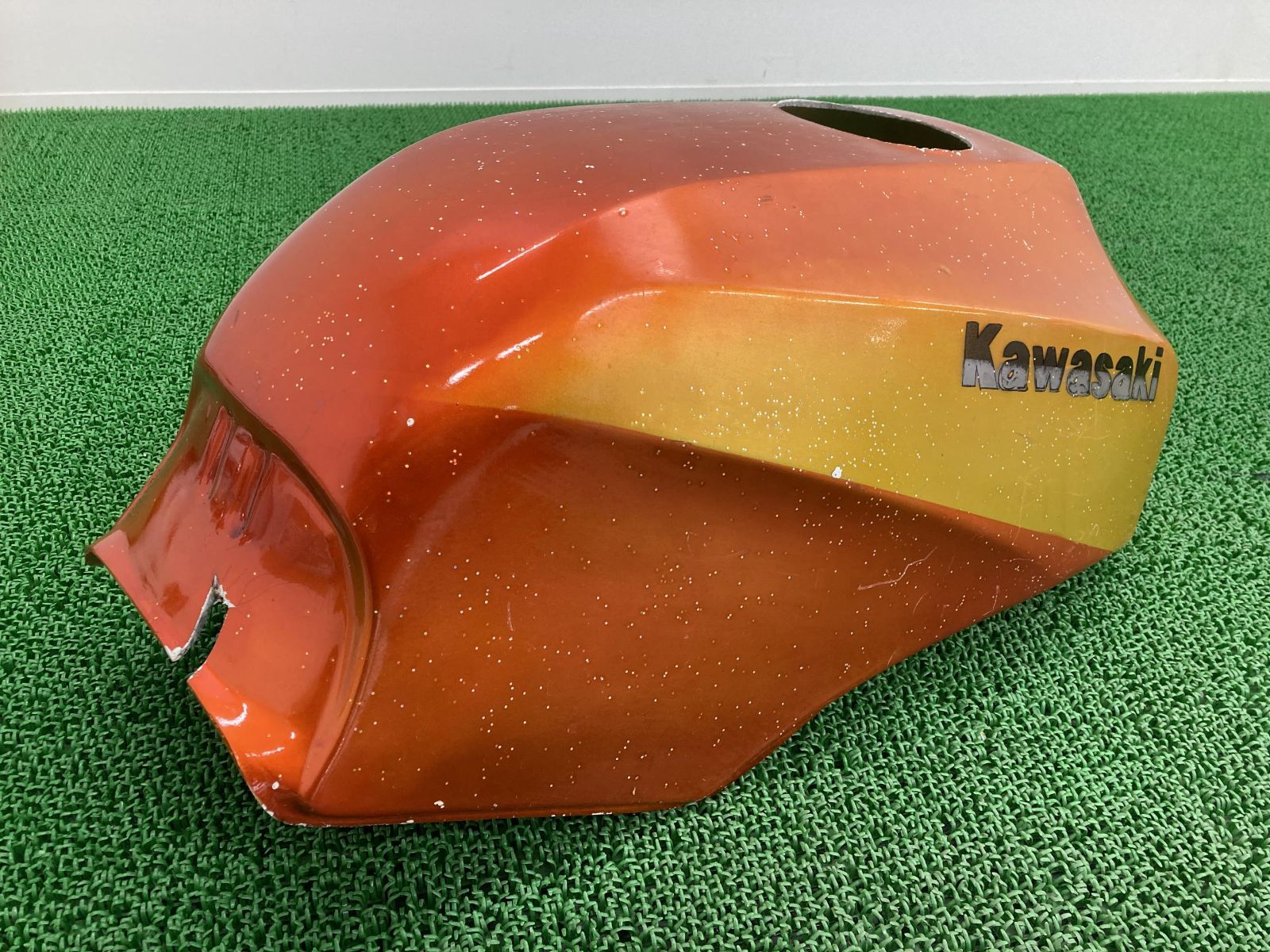 gpz900r タンクカバー GPZ900R タンクカバー 橙 ZX900A-063*** 社外 中古 バイク 部品