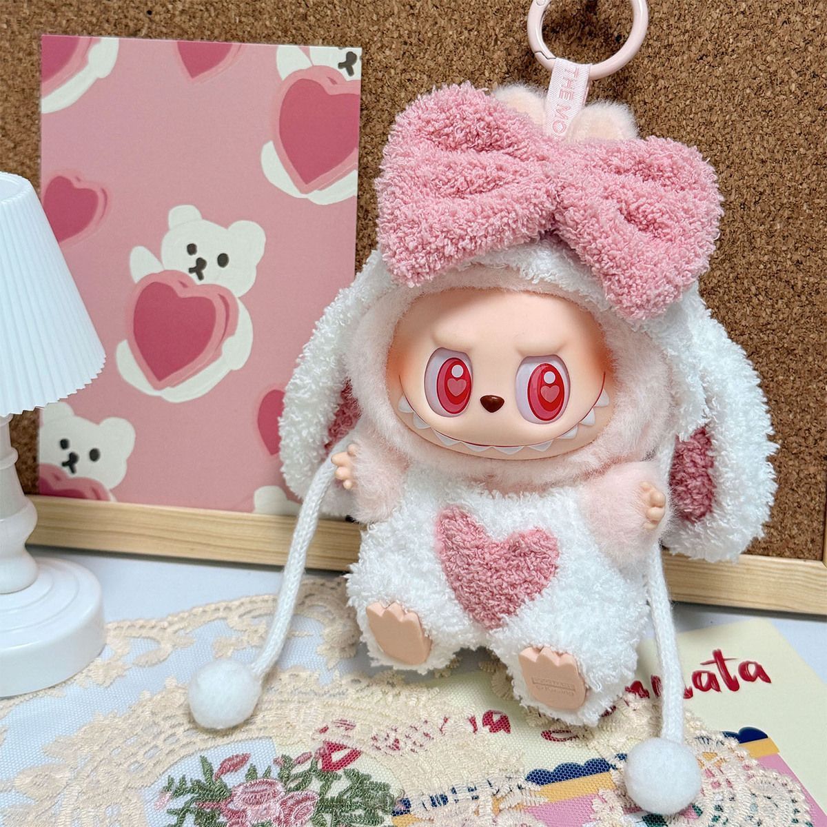 着せ替え服 2点セット 座り姿ラブブコスチューム ピンクハット