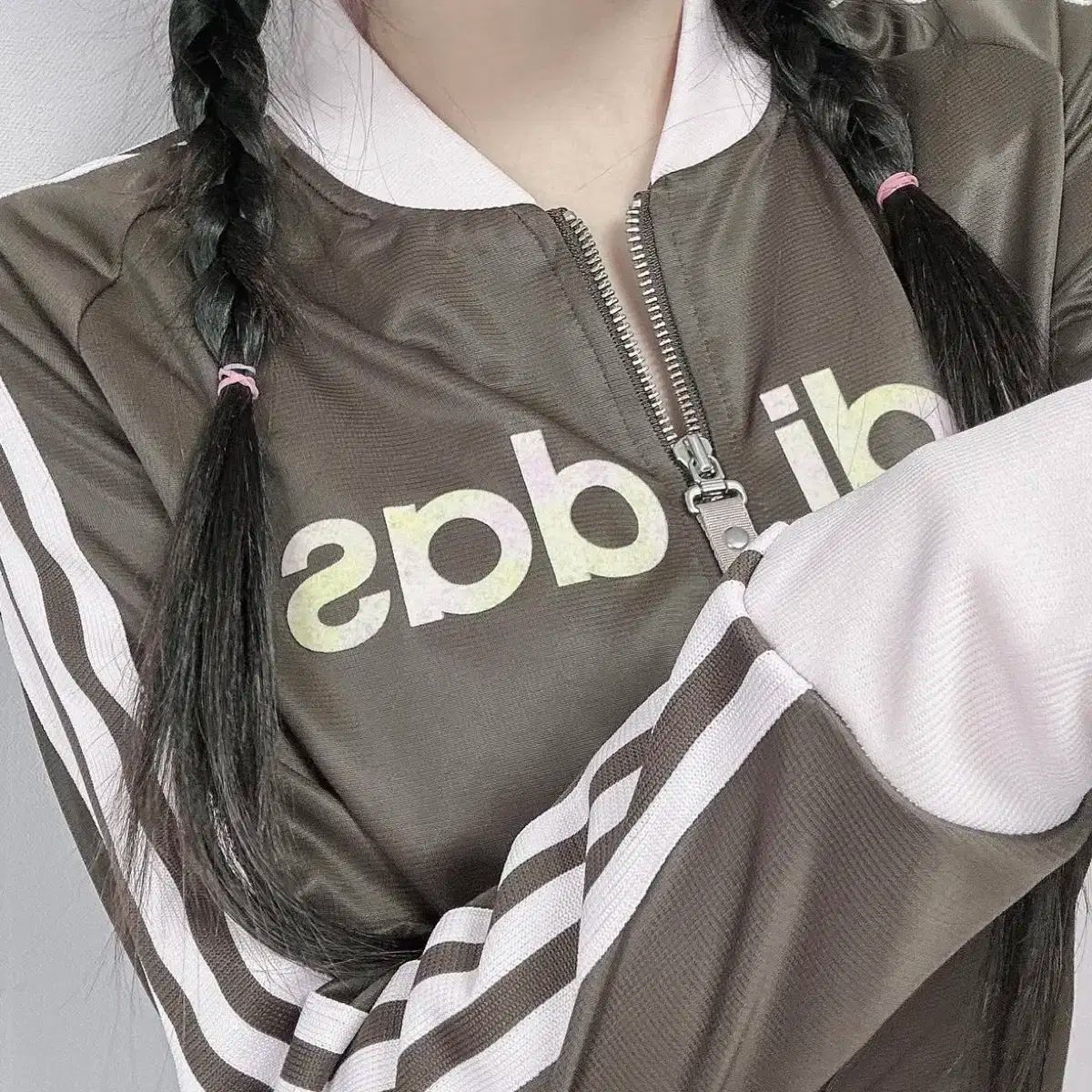 adidas ピンク 茶色 ストライプジャージ 韓国 adidas(アディダス) 茶色