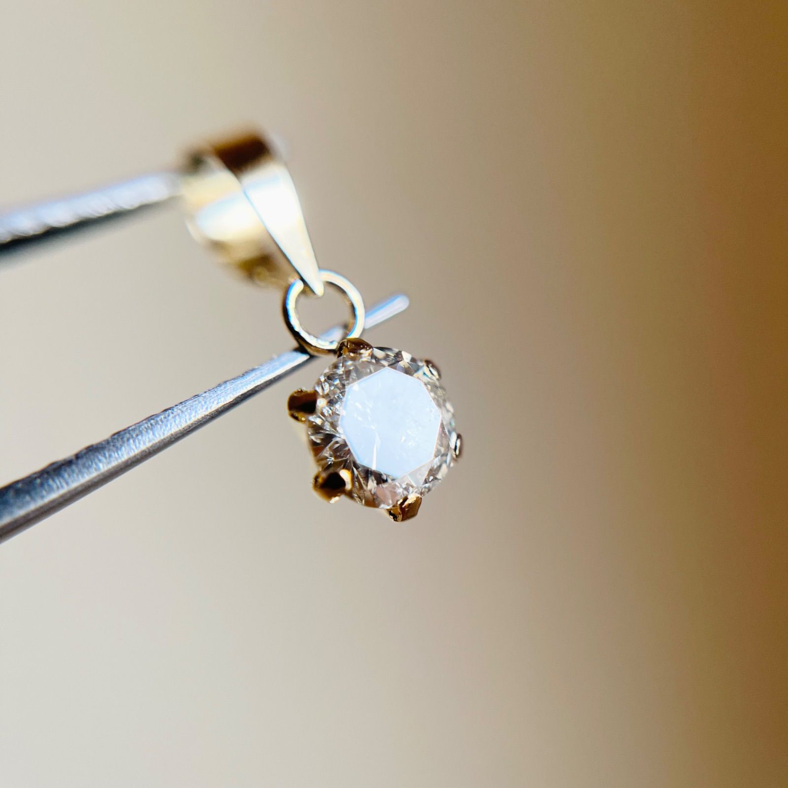 【SALE☆特価☆】K18 天然ダイヤモンド　0.30ctペンダントトップ2 SALE☆特価☆】K18 天然ダイヤモンド 0.30ctペンダントトップ2