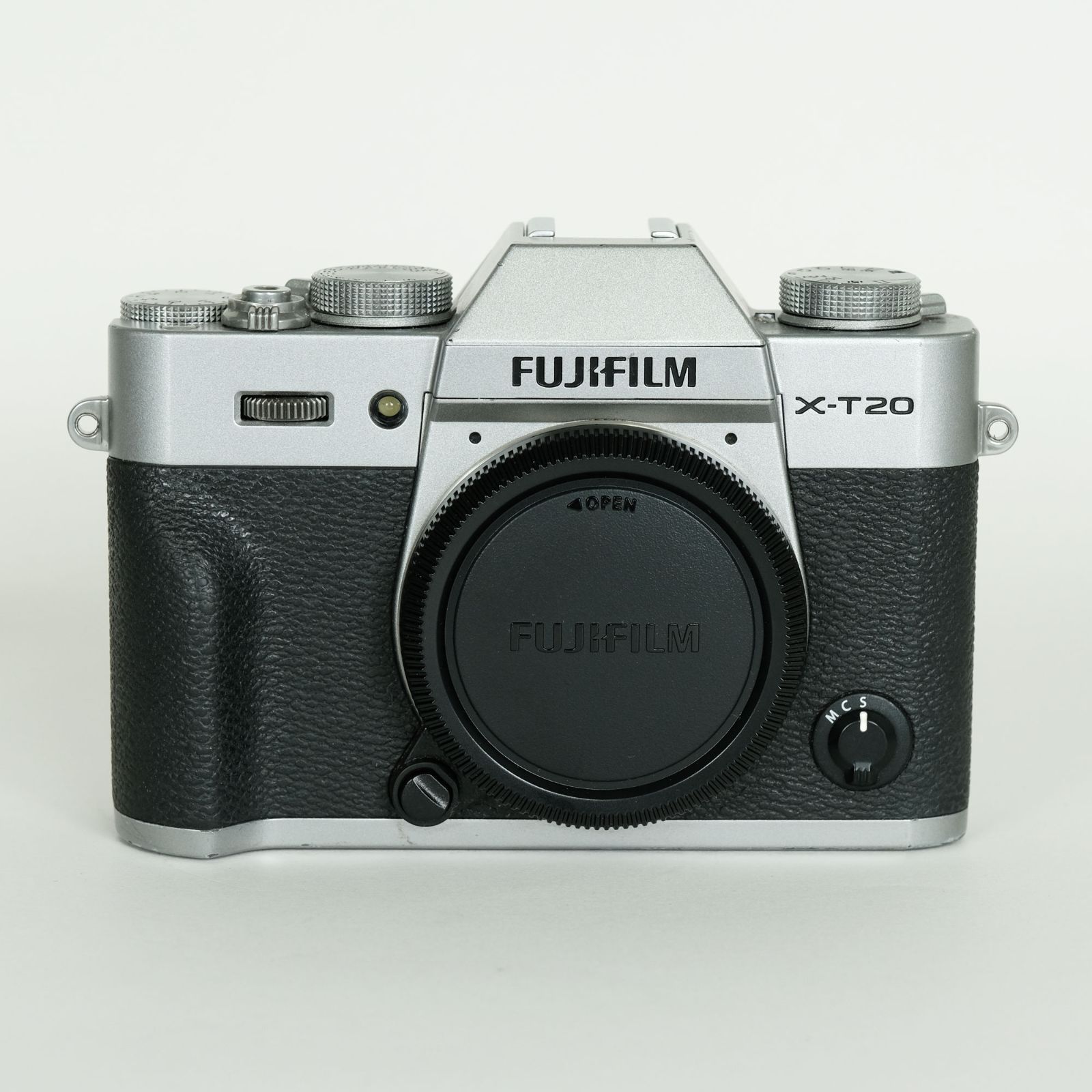 良品｜おまけ付] FUJIFILM X-T20 [ボディ シルバー] / フジフイルムX 