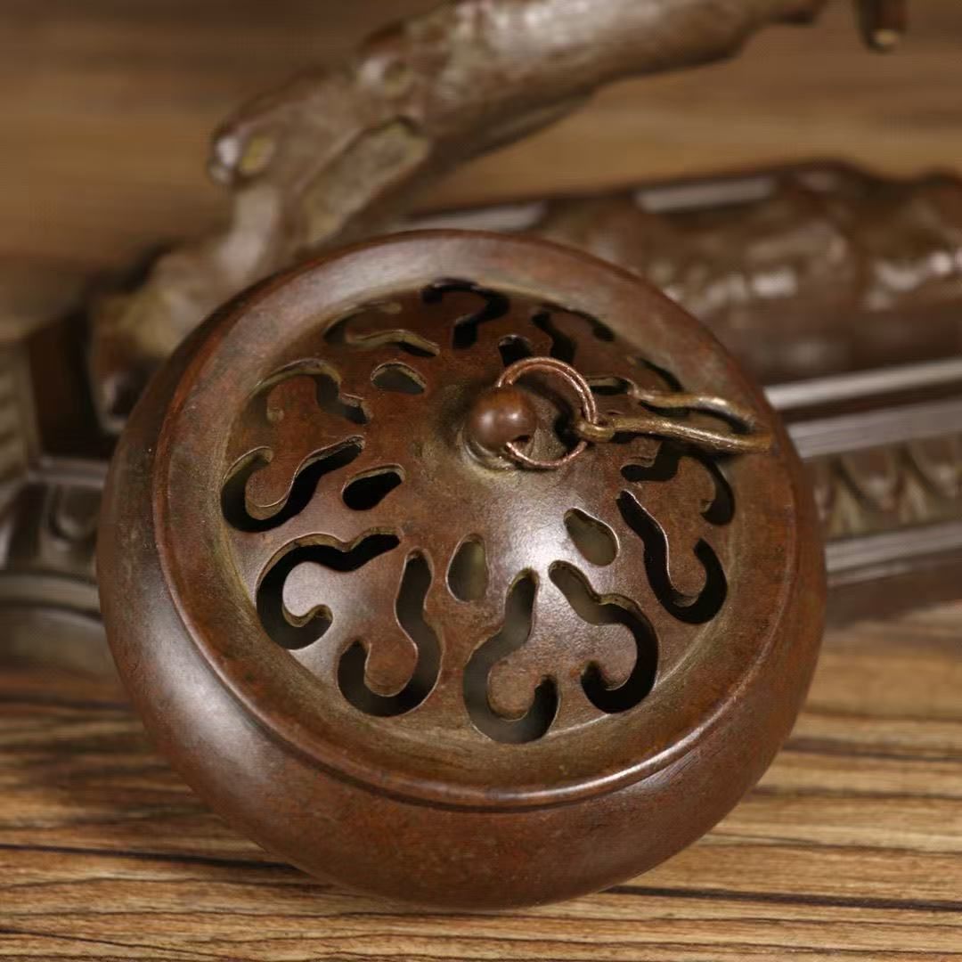 銅 細工 松迎客松弔炉を弔り 檀香を沈める香炉 香道具 工芸品 置物