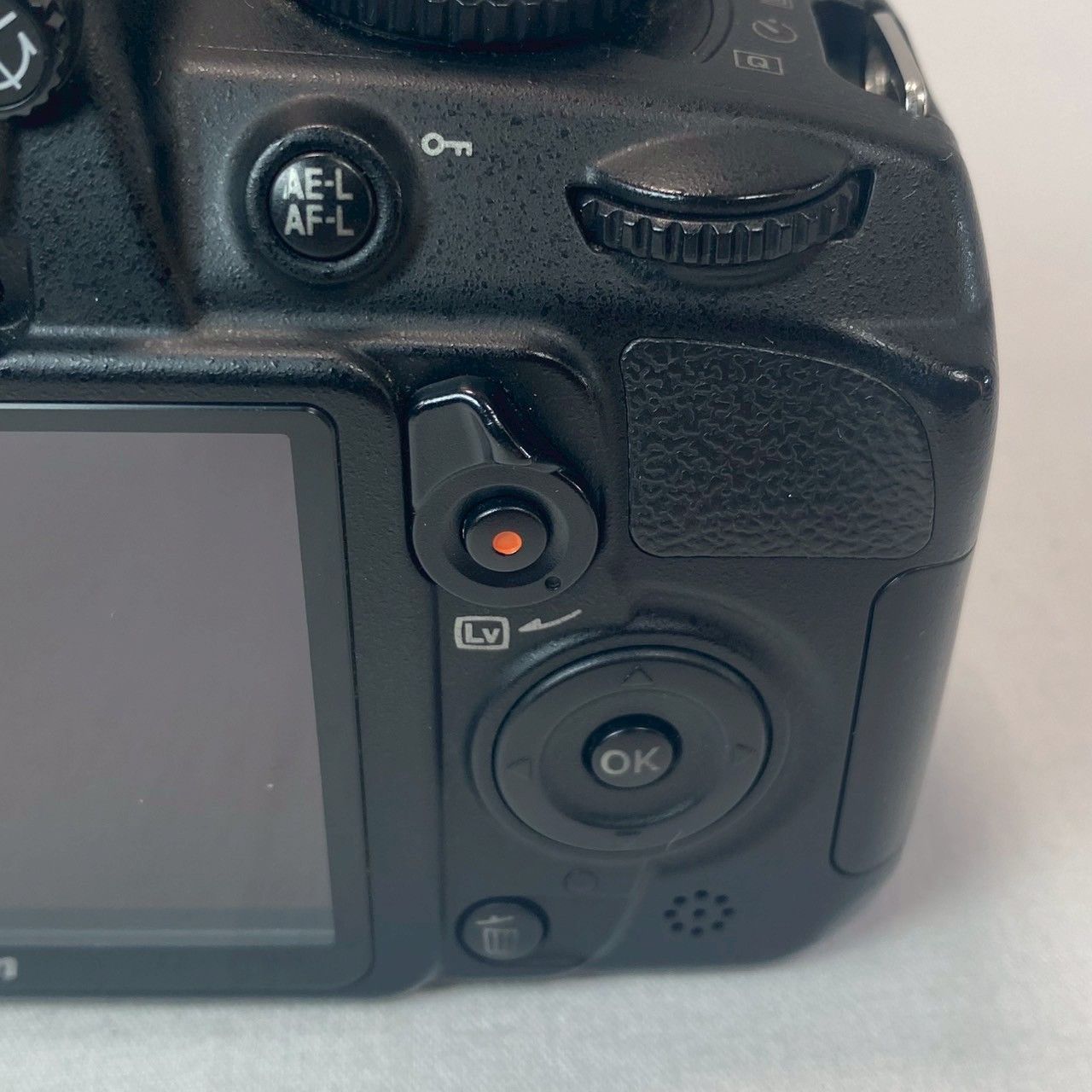 美品】Nikon/D3100/ボディ/本体のみ/シャッター回数32,095枚 