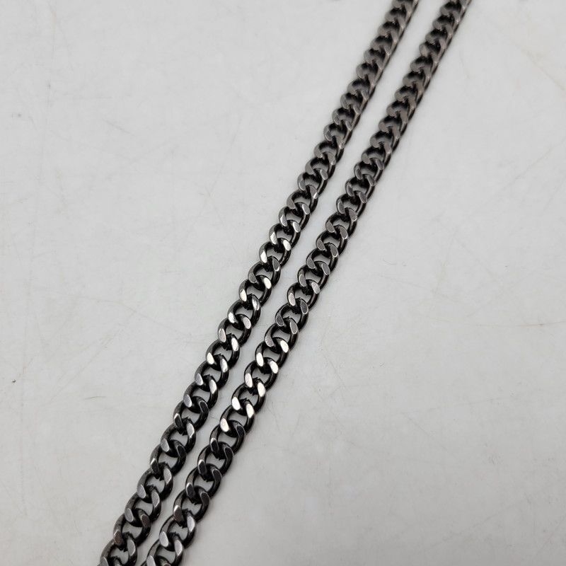 CHAIN NECKLACE