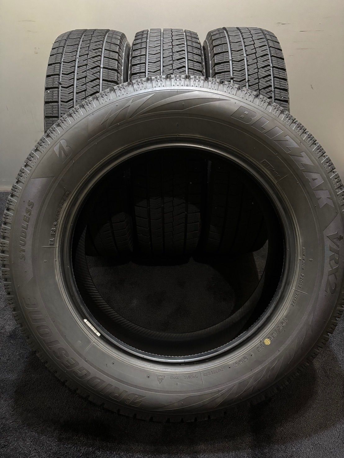 195 65R16 BRIDGESTONE VRX2 22年製 スタッドレス 4本 ブリヂストン ブリザック ライズ ロッキー 2-K440 FFCRYSTALESIA_COM