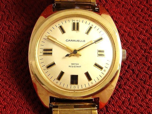 1970年代 ブローバ キャラベル ビンテージ手巻き腕時計 未使用バンド 