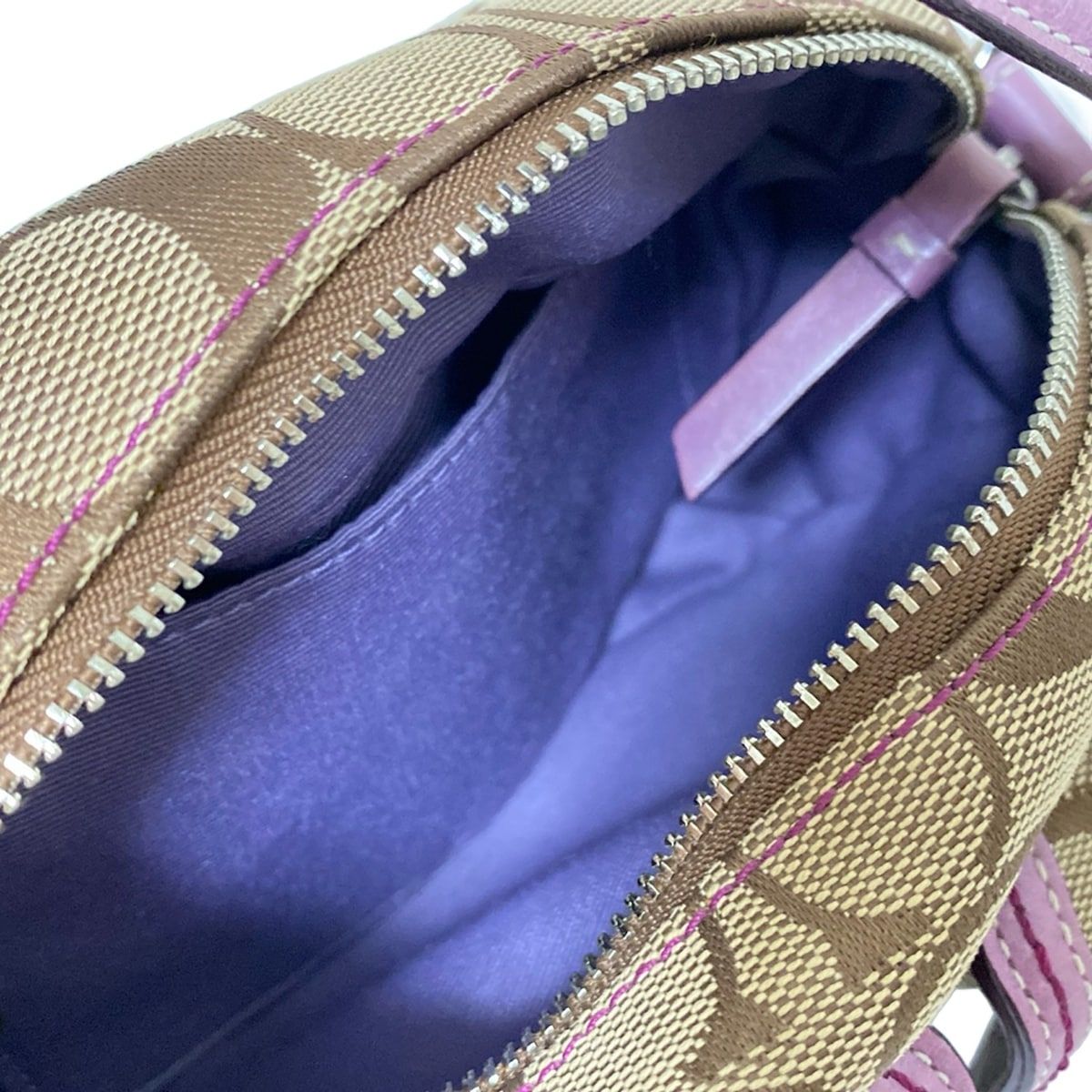 ベージュ×ブラウン×パープル