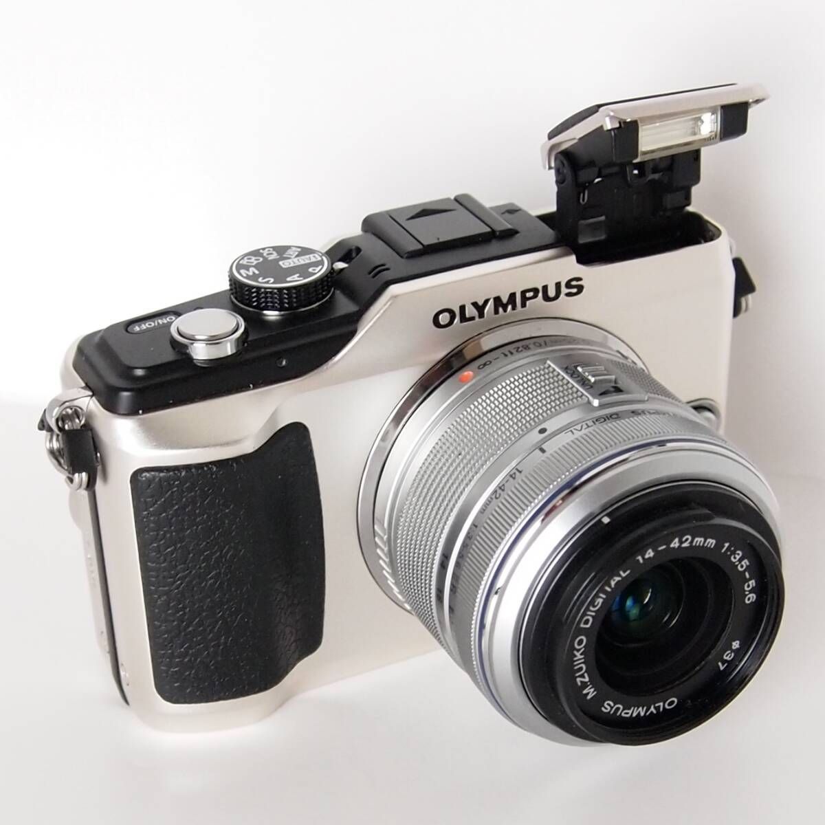 オリンパス OLYMPUS PL2 ミラーレスカメラ - メルカリ