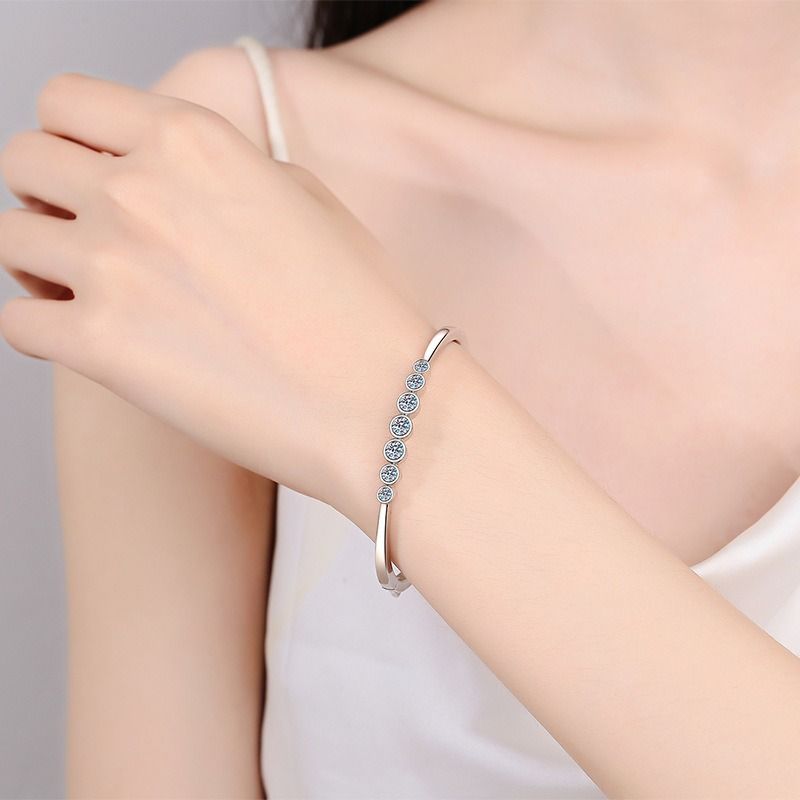 #ウズ#uzu#ブレスレット#ハート#チャーム#花#フラワー#アクセサリー#２個 ウズ#uzu#ブレスレット#ハート#チャーム#花#フラワー