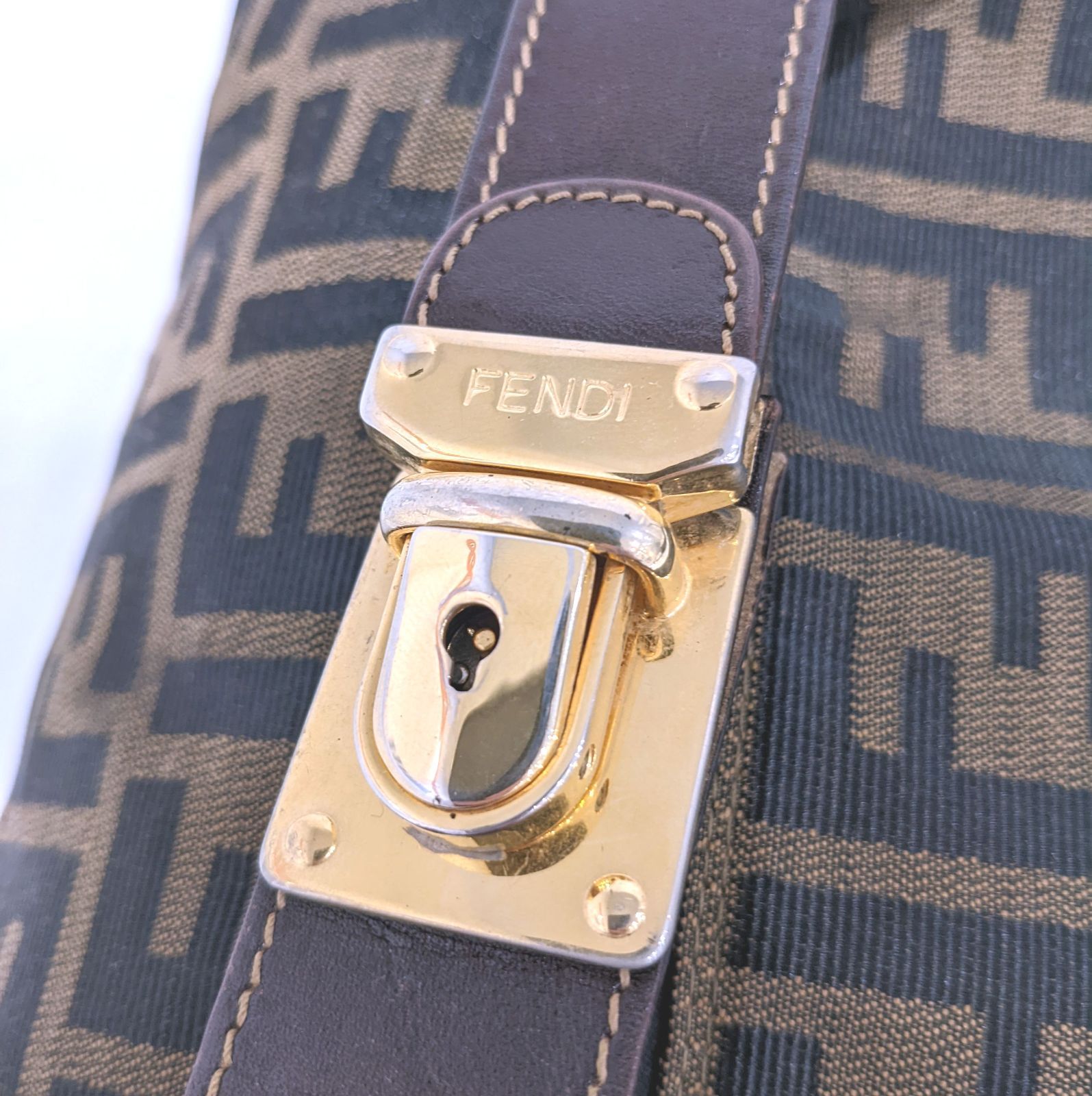 人気の福袋 贅沢 新品、未使用 FENDI フェンディ バッグ ハンドバッグ