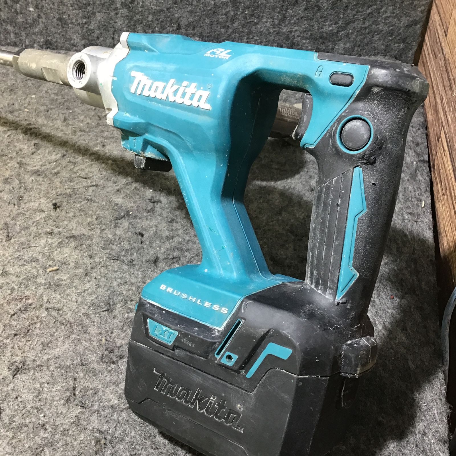 中古品】マキタ(makita) コードレスかくはん機 UT130DZ【桶川店  
