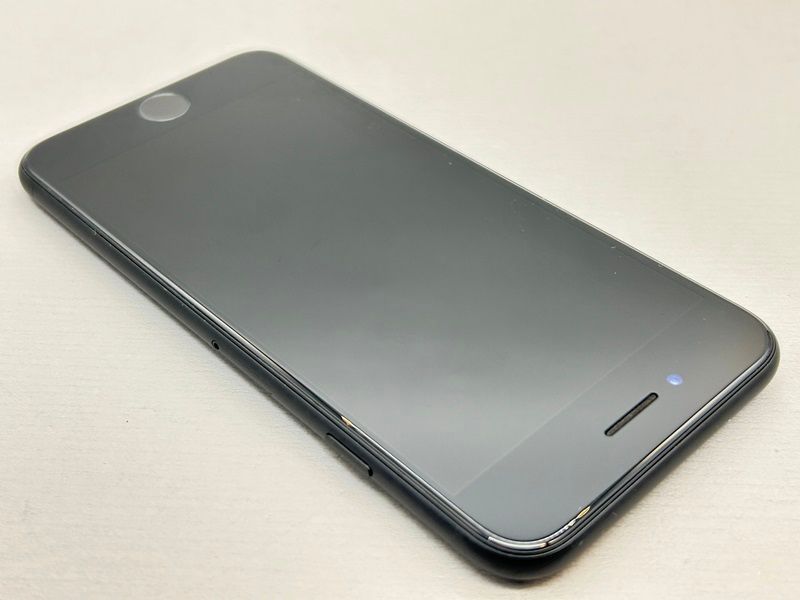 iPhone7 128GB 美品 Amazon | 【整備済み品】 iPhone 7 128G ジェットブラック SIM