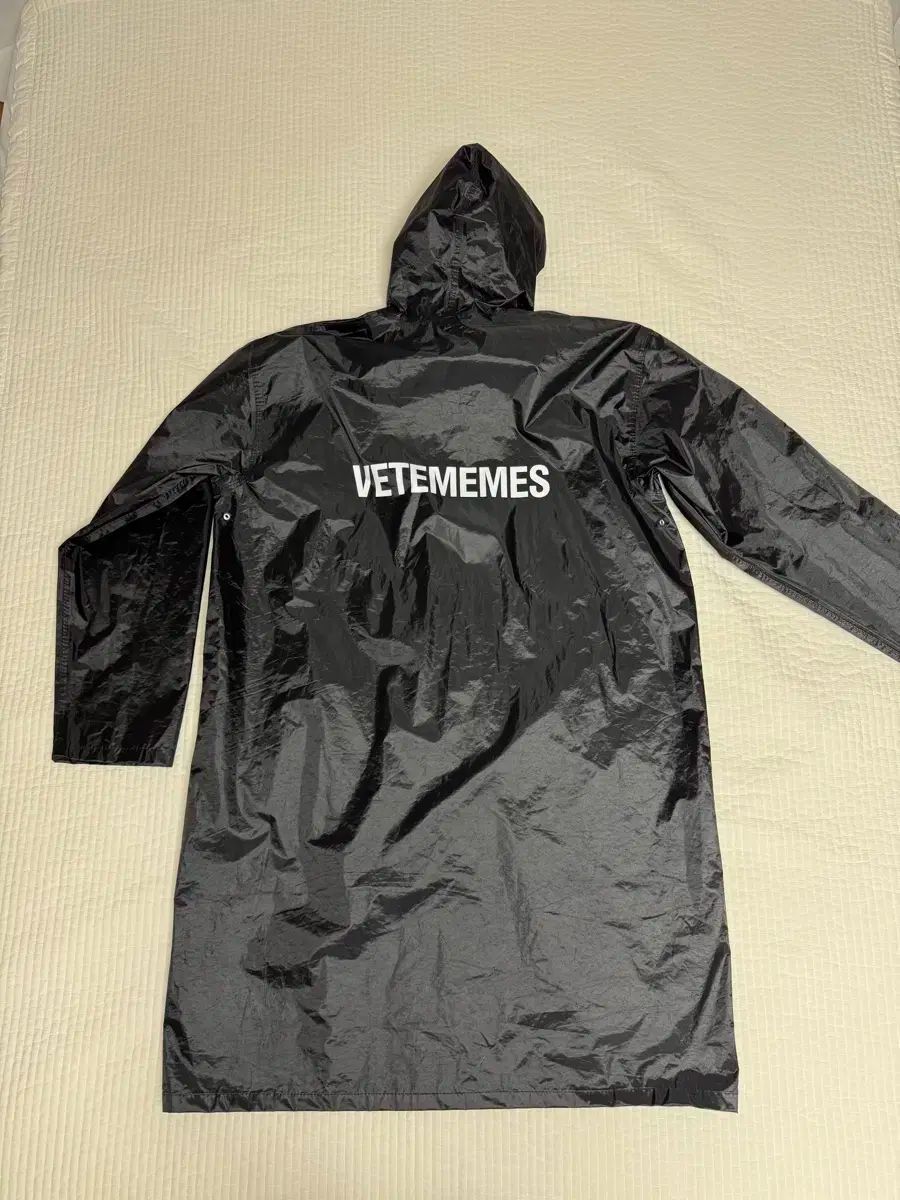 VETEMENTS ヴェトモン レインコート