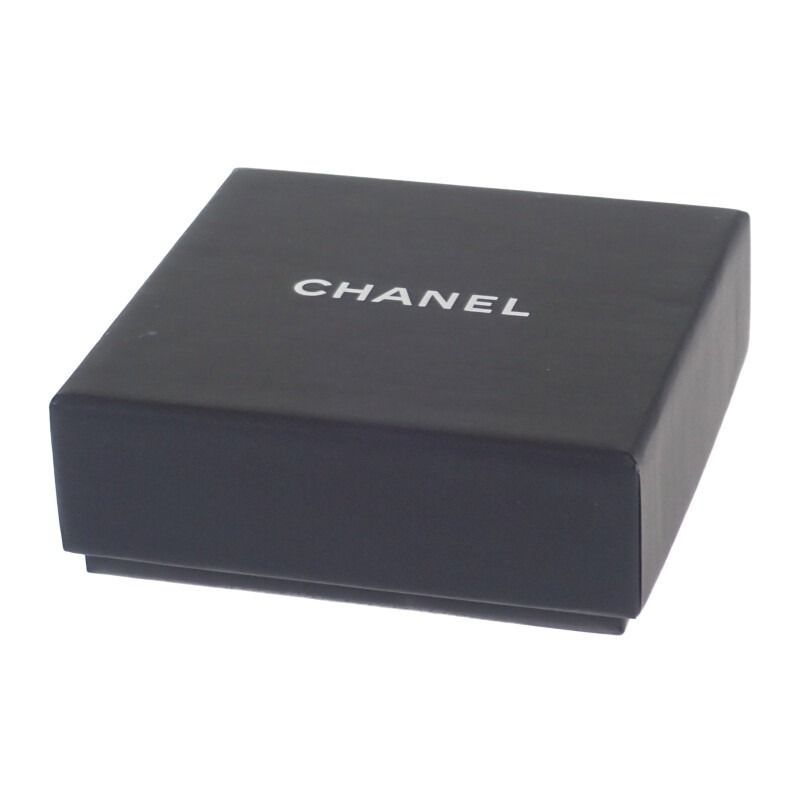 【CHANEL】シャネル ブローチ ロゴプレート ブラック/ゴールド メタル素材 CHANEL シャネル ブローチ ココマーク 黒 (ブラック)/ゴールド