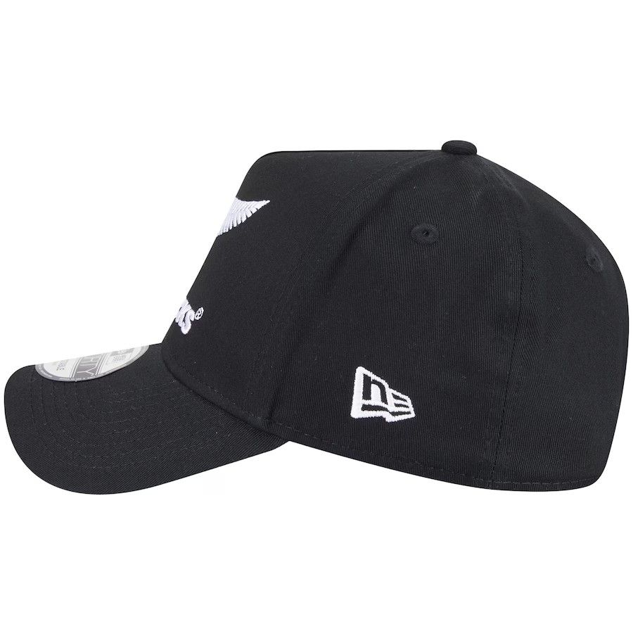 送料無料 ニューエラ ベースボールキャップ 9FORTY Aフレーム オールブラックス オープンサイズ 2025|26 ラグビー ニュージーランド代表 ブラック 黒 ホワイト 白 並行輸入品 販売 new era 日本未発売モデル 帽子 WHITEMONARCHHOTEL_COM