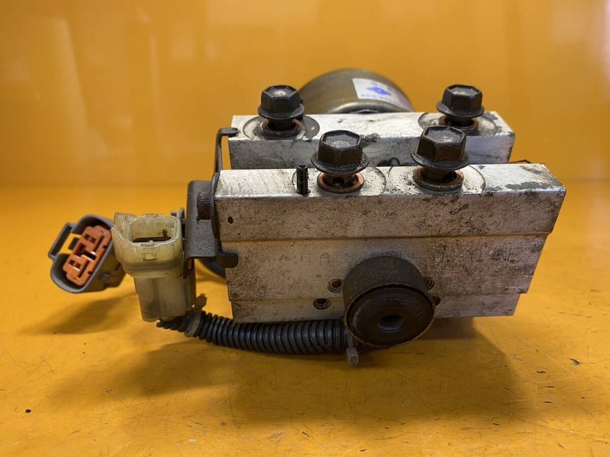 ☆【送料無料】[UB 55066]ヤマハ マジェスティ250 SG01J-006 4HC ABS