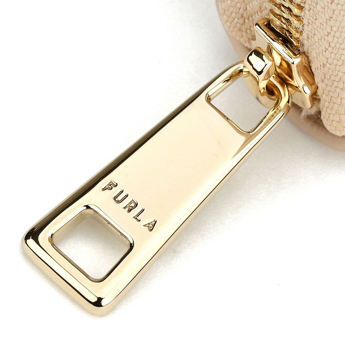 新品 フルラ FURLA 長財布 シェリー XL ZIP AROUND SLIM バレリーナ 新品 フルラ FURLA 長財布 シェリー XL ZIP AROUND SLIM バレリーナ