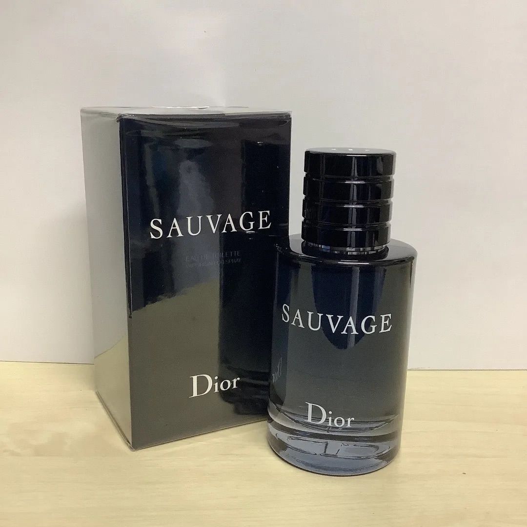 新品未開封＊　Dior Sauvage オードトワレ 60mlショップバッグ付き ソヴァージュ オードゥ トワレ / ディオール(香水, 香水・ヘア