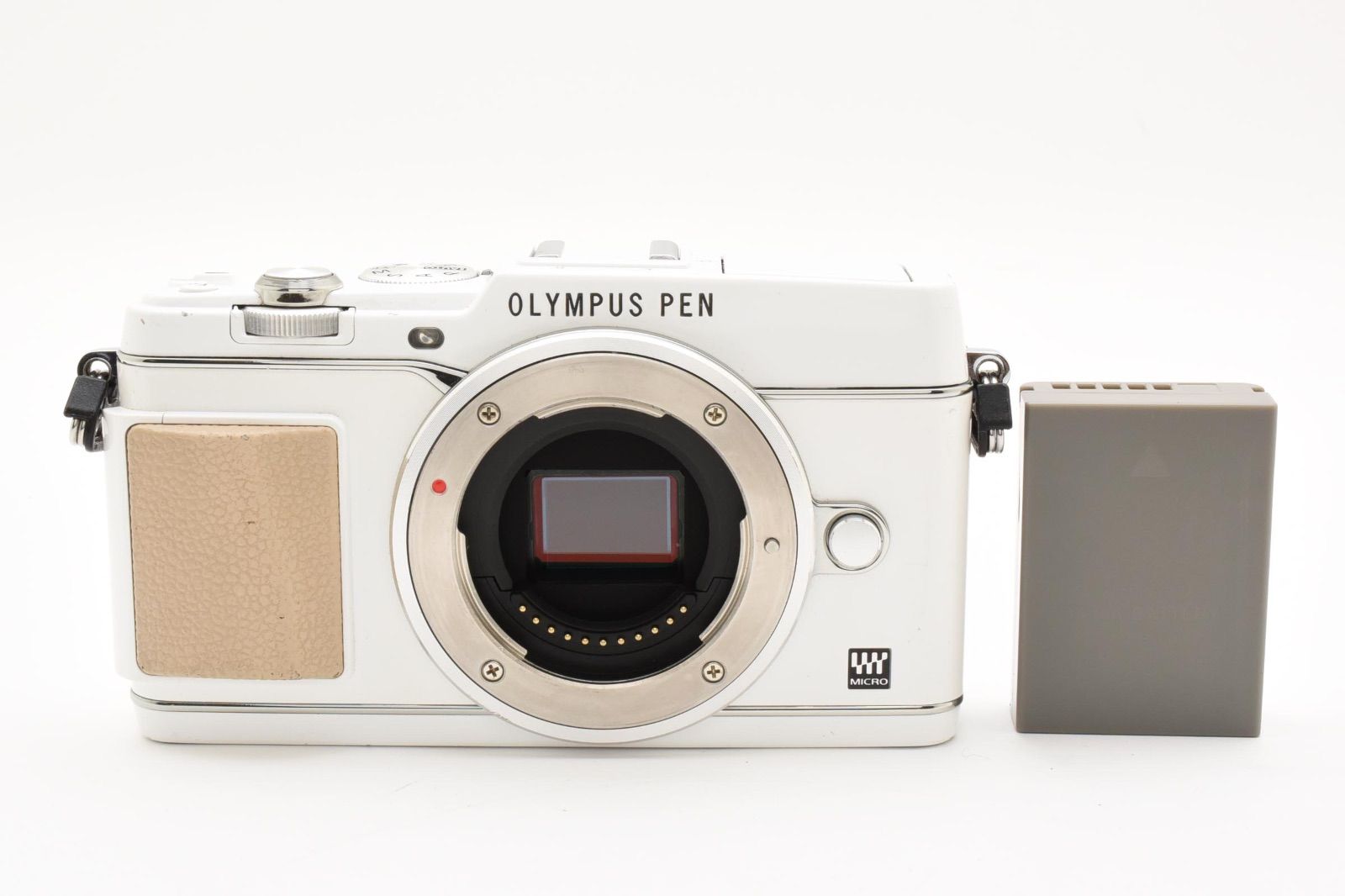 動作品 OLYMPUS オリンパス PEN E-P5 ボディ ホワイト ミラーレス一眼カメラ シャッター数 約11 000回 ＃2615